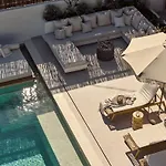 Oriana, Beachfront Villa *