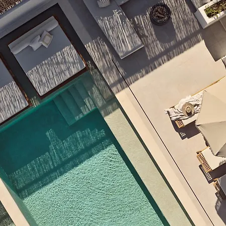 Oriana, Beachfront Argassi