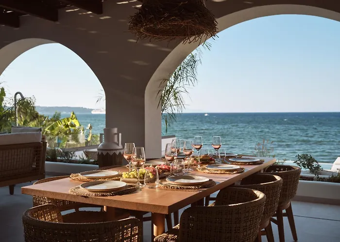 Willa Oriana, Beachfront *