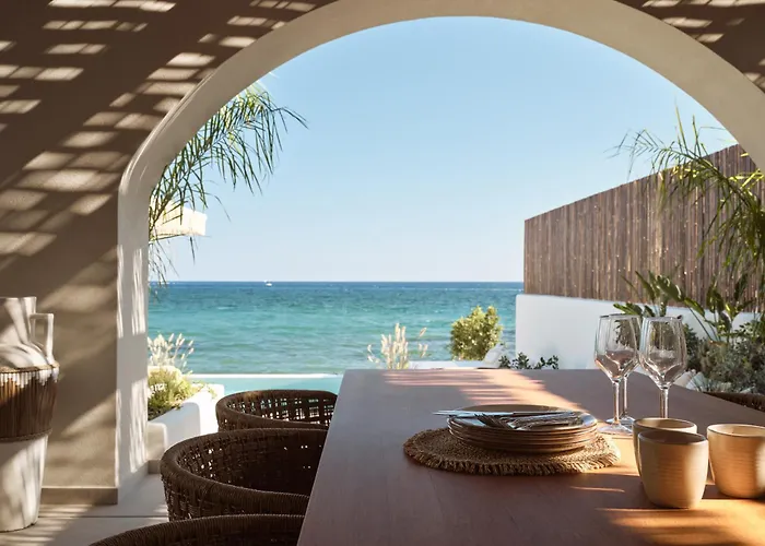 Oriana, Beachfront *