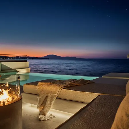 Oriana, Beachfront Villa, Few Steps From The Ionian Sea * 阿凯松